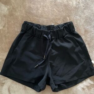 Lululemon shorts size 2